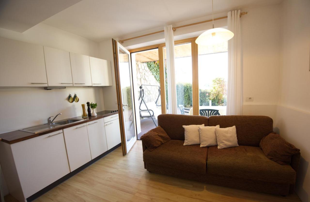Panorama Residence Schlossblick - Apartments Erdgeschoss Rodengo Exteriör bild